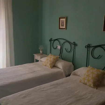 At La Vinuela شقة